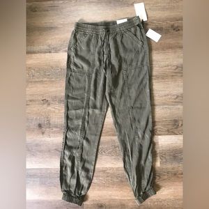 Elaine Rose Tencel Drawstring Classic Fit Tapered Pant Joggers - US 8 - NWT